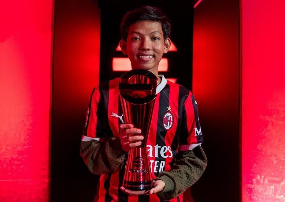 Atlet E-sports RI Wakili AC Milan di Turnamen eFootball