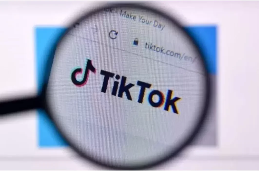 Gen-Z Pilih TikTok untuk Cari Info, Google Kian Tergeser